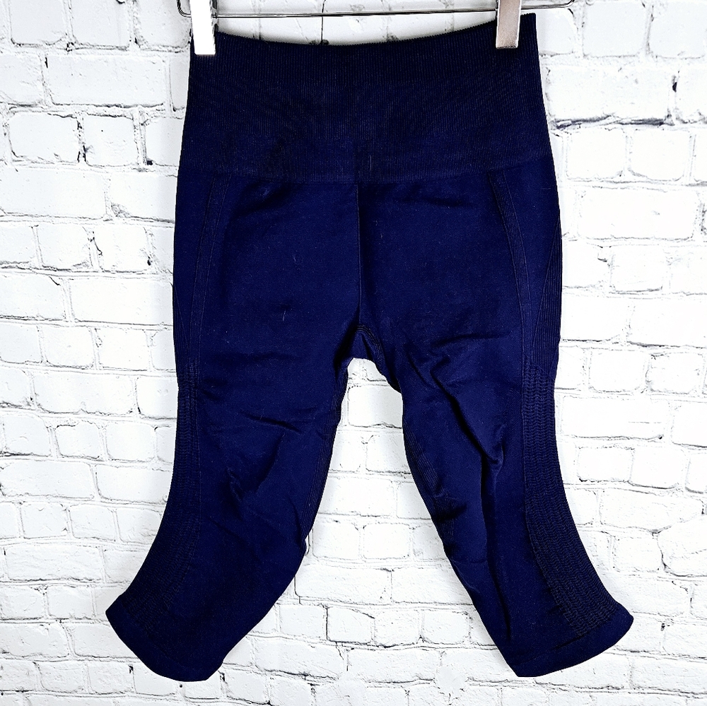 LULULEMON | Flow & Go cropped seamless compression waist athletic leggings